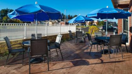Fairfield Inn & Suites by Marriott Akron Stow - image 13