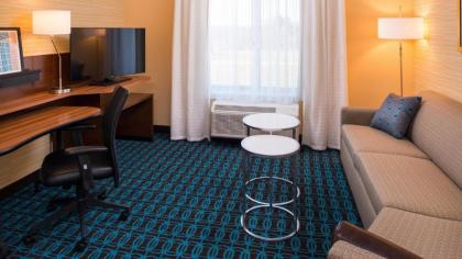 Fairfield Inn & Suites by Marriott Akron Stow - image 9