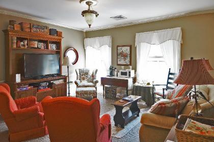 Strasburg Village Inn - image 11