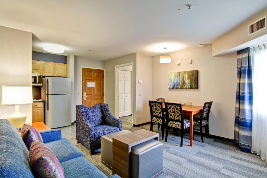 Homewood Suites by Hilton Stratford - image 3