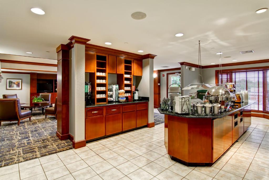 Homewood Suites by Hilton Stratford - image 5