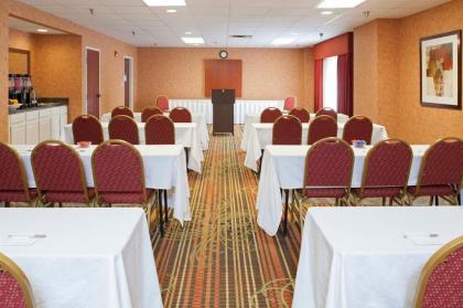 Hampton Inn & Suites Cleveland-Southeast-Streetsboro - image 12