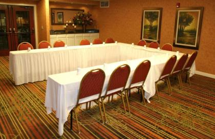 Hampton Inn & Suites Cleveland-Southeast-Streetsboro - image 4