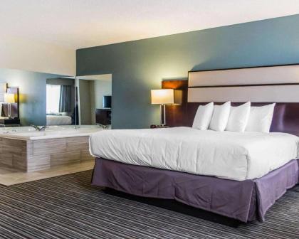 Quality Inn Streetsboro - image 13