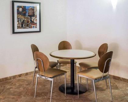 Quality Inn Streetsboro - image 3