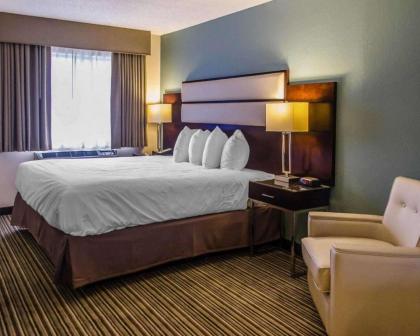 Quality Inn Streetsboro - image 4