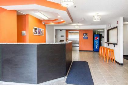 Motel 6-Streetsboro OH - image 8