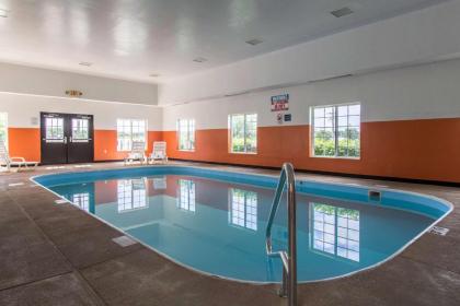 Motel 6-Streetsboro OH - image 9