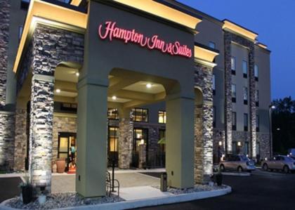 Hampton Inn  Suites Stroudsburg Bartonsville Poconos Stroudsburg