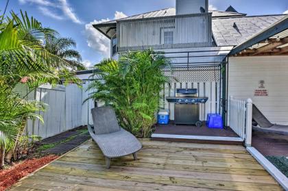 Stuart Apartment with Furnished Patio Near River - image 14