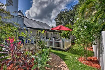 Stuart Apartment with Furnished Patio Near River - image 4