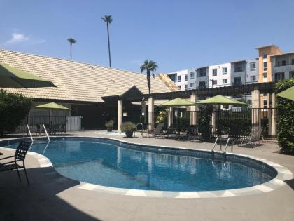 mikado Hotel Studio City California