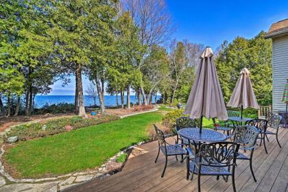 Sturgeon Bay Hideaway with Direct Water Access Wisconsin