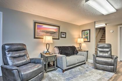 Cozy and Convenient Sturgis Apt Off Main Street - image 2