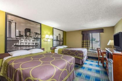 Super 8 by Wyndham Sulphur Lake Charles - image 9