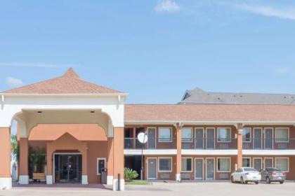 Days Inn by Wyndham Sulphur LA - image 2