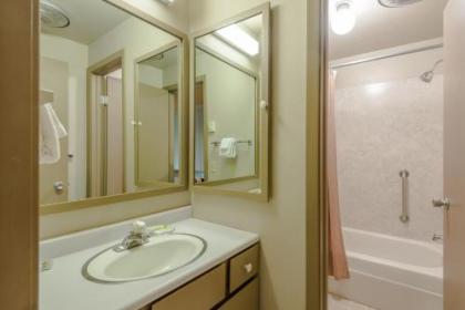Villager Condominium with Sun Valley Amenities - image 2