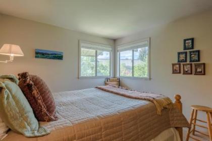 Villager Condominium with Sun Valley Amenities - image 3
