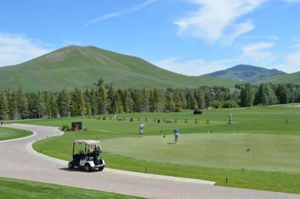 Holiday home near Bald Mountain in Sun Valley - image 12