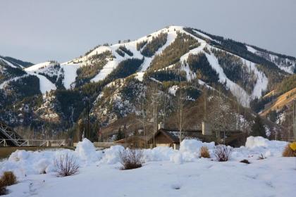 Holiday home near Bald Mountain in Sun Valley - image 9