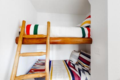 Summit Hideout - image 13