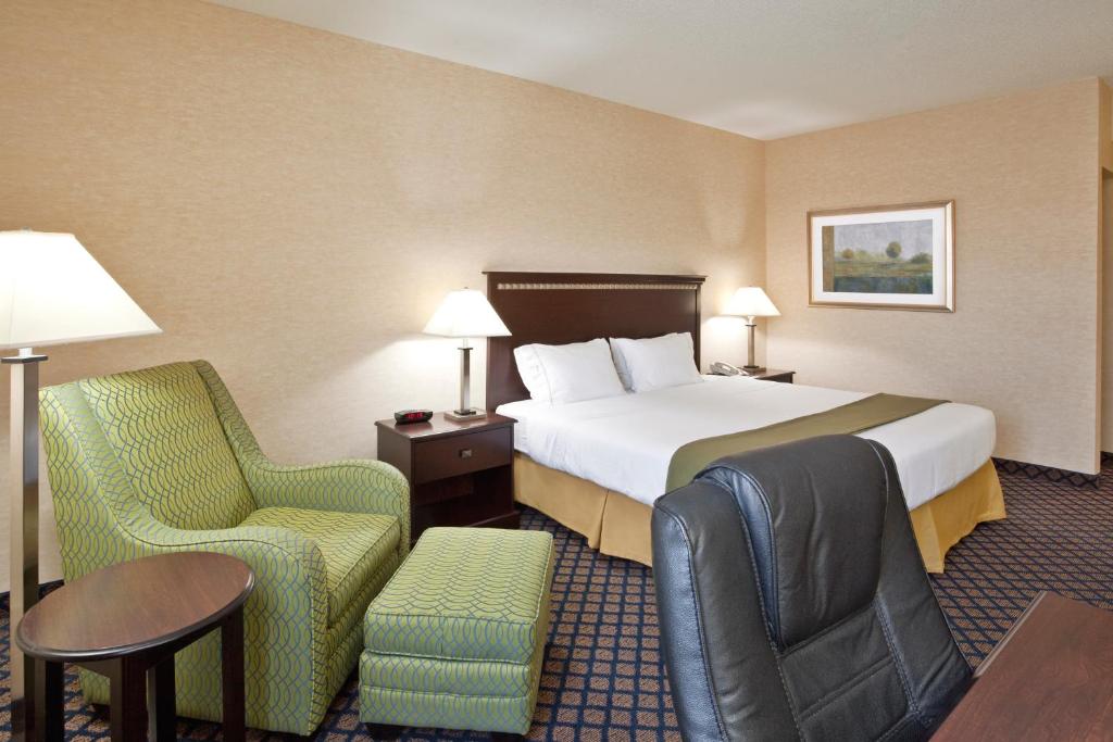 Holiday Inn Express Hotel & Suites Delaware-Columbus Area an IHG Hotel - image 5