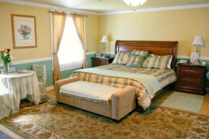Sunnyside Inn Bed &Breakfast - image 12