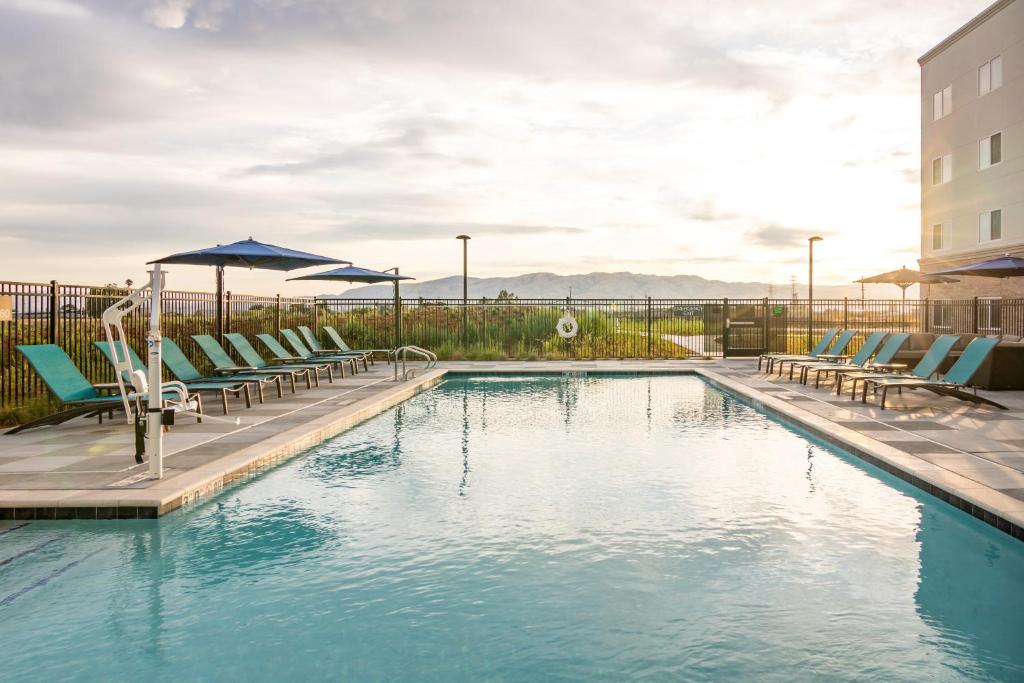 Residence Inn by Marriott San Jose North/Silicon Valley - image 5