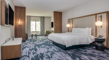Fairfield Inn & Suites by Marriott San Jose North/Silicon Valley - image 4