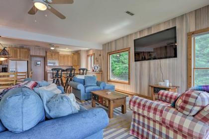 Sunny Providence Cottage Retreat with Kayaks! - image 4