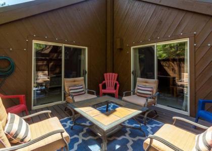 Pole House 6 - image 3