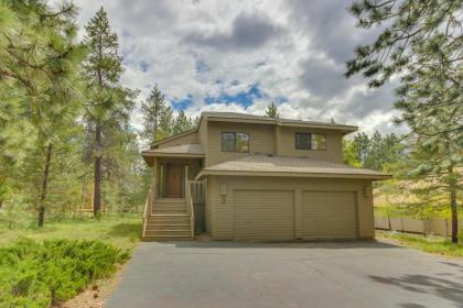 Lava Butte Lane 03 | Discover Sunriver Oregon