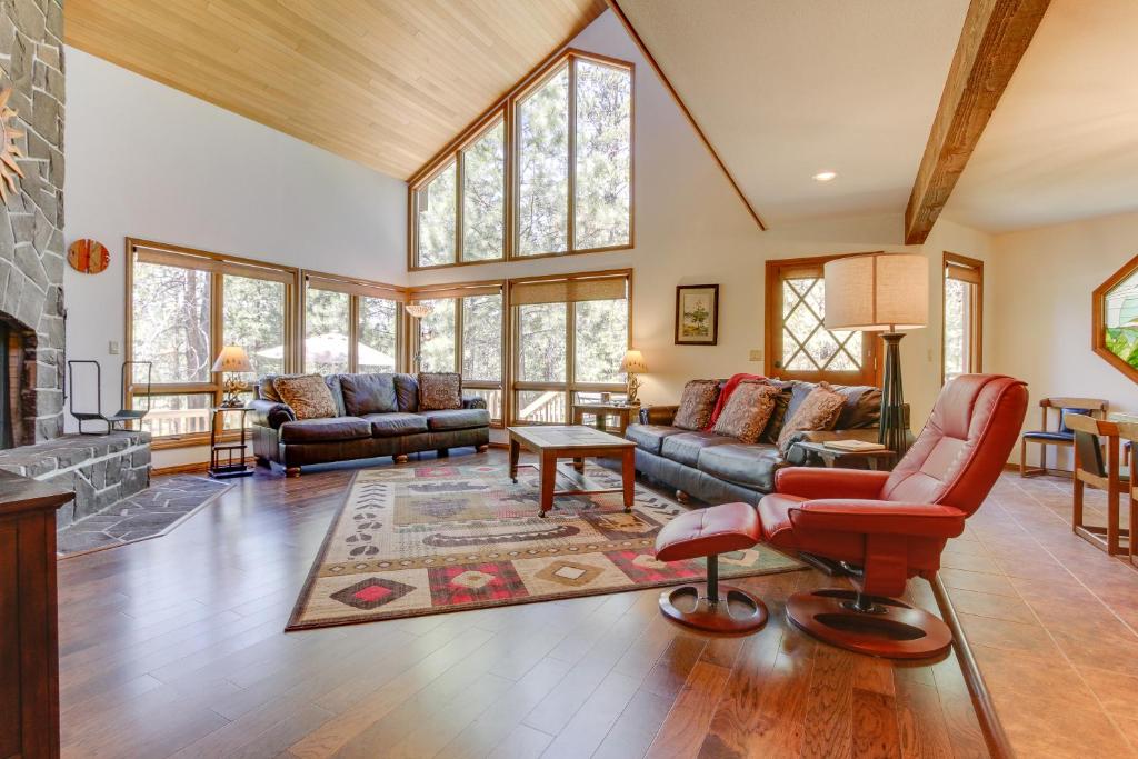 10 Todd Lane | Discover Sunriver - main image