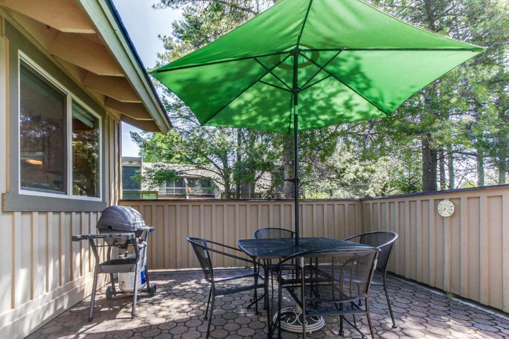 Quelah Condo 4 | Discover Sunriver - main image
