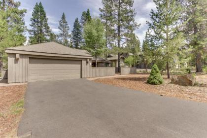 Big Leaf 33 | Discover Sunriver Oregon