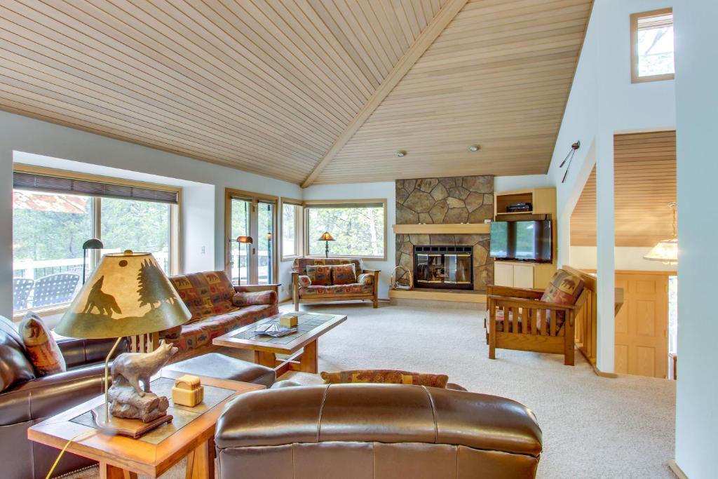 2 Cherrywood - main image