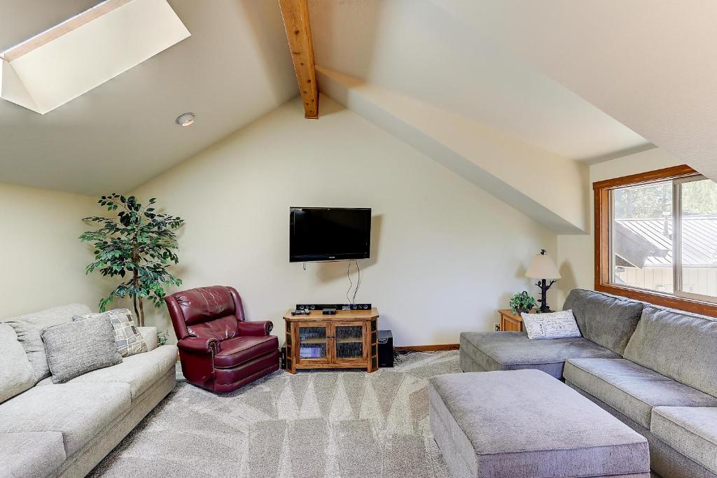 3 Spyglass-Golf/Mt View-4BR/3BA - image 5