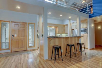 1 Colonial-Golf Course-5BR/6BA - image 5