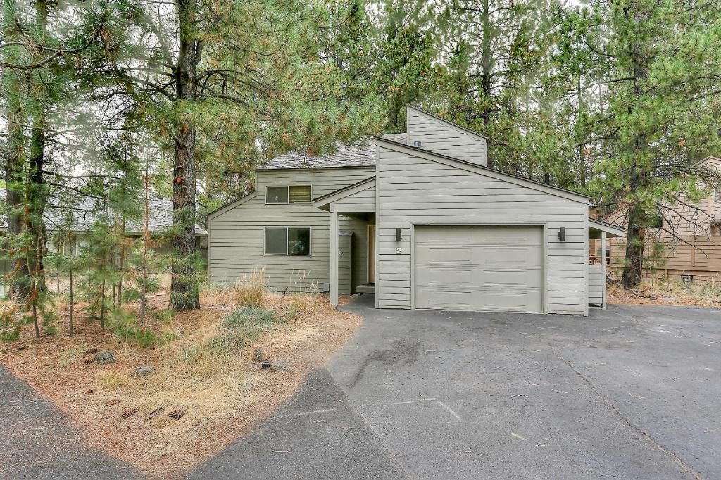 2 Landrise-AC-Hot Tub-4BR/2BA - image 3