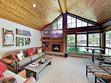 New Listing! “44 Freemont Crossing” W/ Hot Tub Townhouse