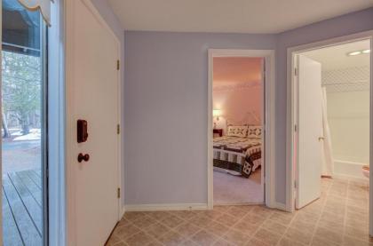 Quelah Condo 11 by Village Properties at Sunriver - image 11