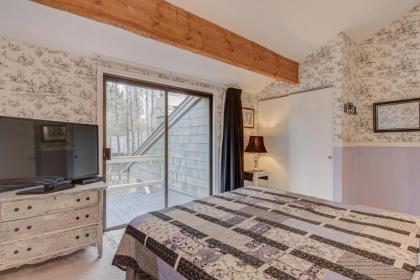Quelah Condo 11 by Village Properties at Sunriver - image 12