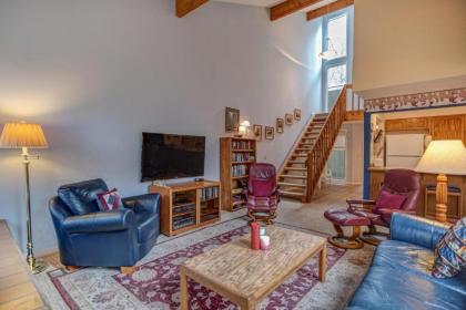 Quelah Condo 11 by Village Properties at Sunriver - image 2