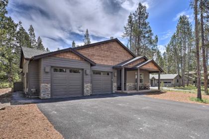 Luxury Getaway in Northwest Sunriver!