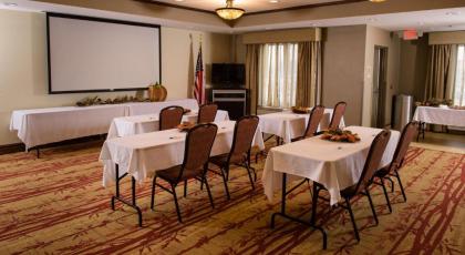 Holiday Inn Express & Suites Superior an IHG Hotel - image 8
