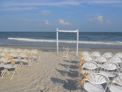Holiday Inn Oceanfront at Surfside Beach an IHG Hotel - image 12