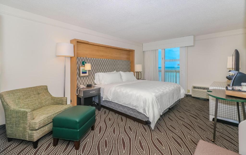 Holiday Inn Oceanfront at Surfside Beach an IHG Hotel - image 4