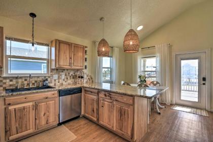 Modern Oasis with Grill and Deck Walk to Beach! - image 10