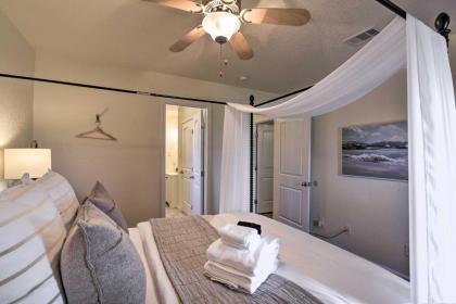 Modern Oasis with Grill and Deck Walk to Beach! - image 17