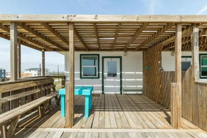 Unobstructed Oceanfront SAND DOLLAR Unit 7 Beach Pad! - image 14